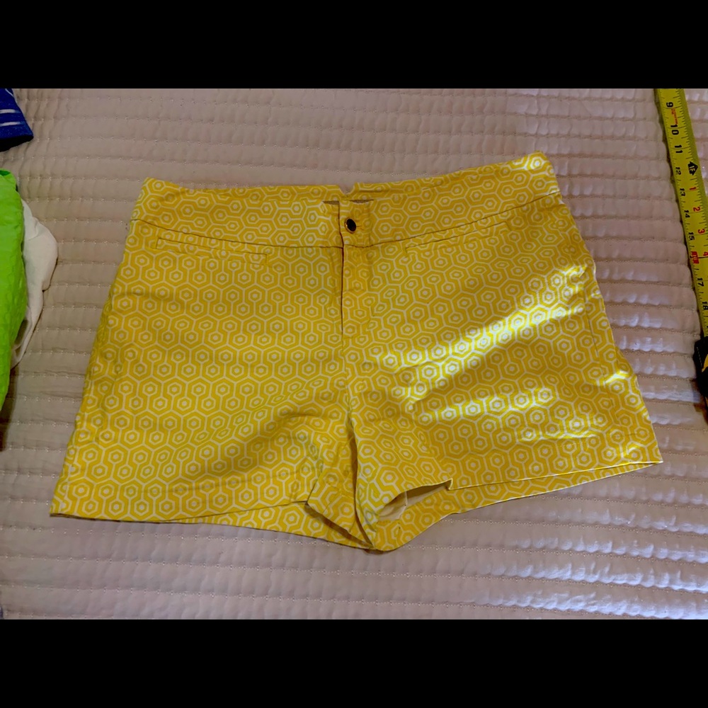 Banana Republic yellow and white pattern shorts